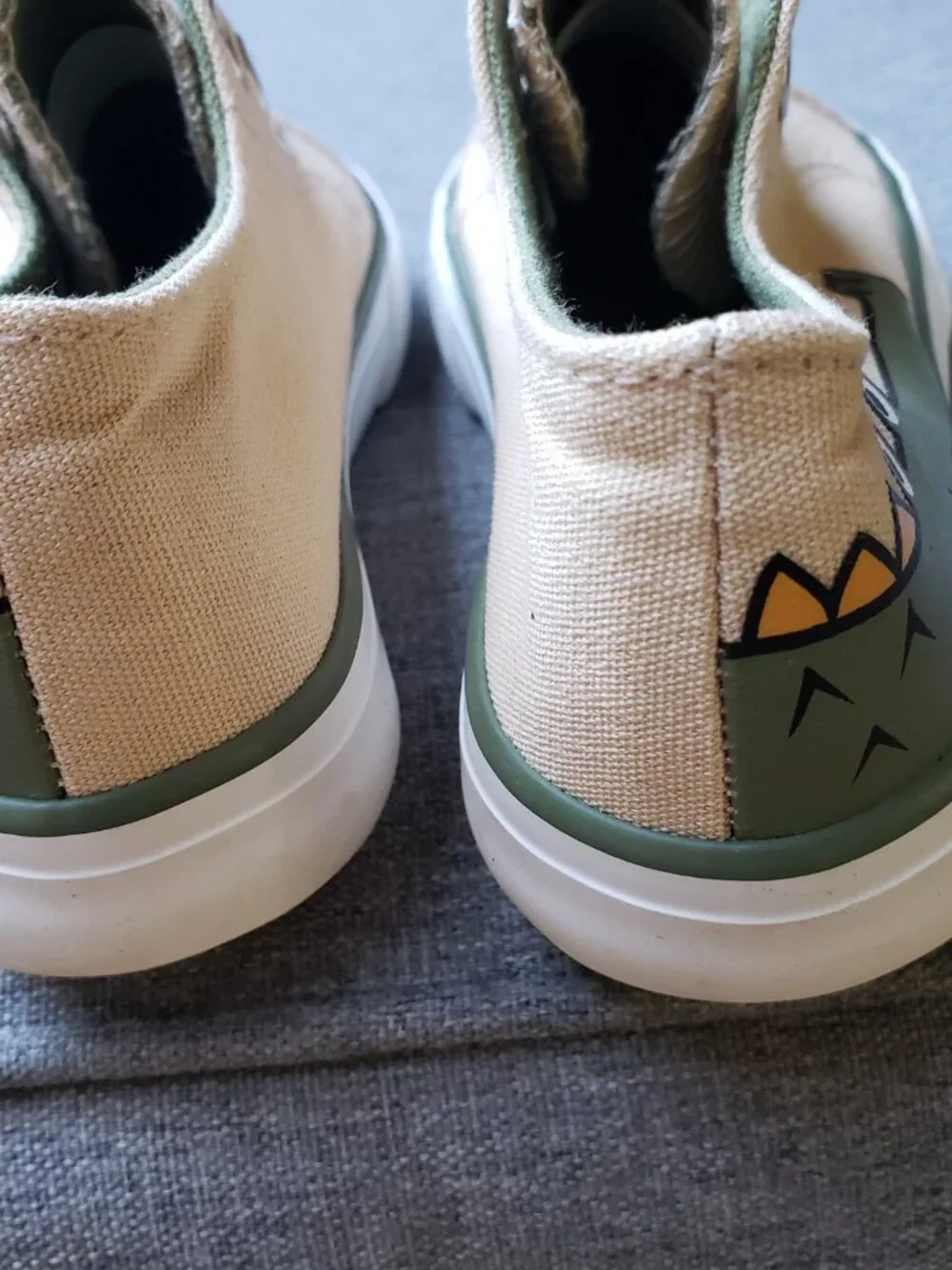 BNWoT Lily & Dan Alligator child slip-on sneaker (11.5) KICKS